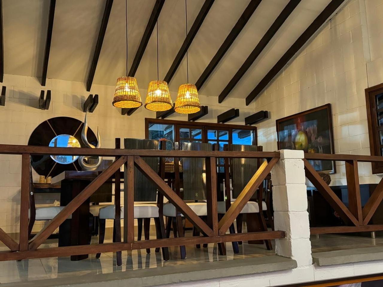 Hotel Maca Lago Calima Exterior photo