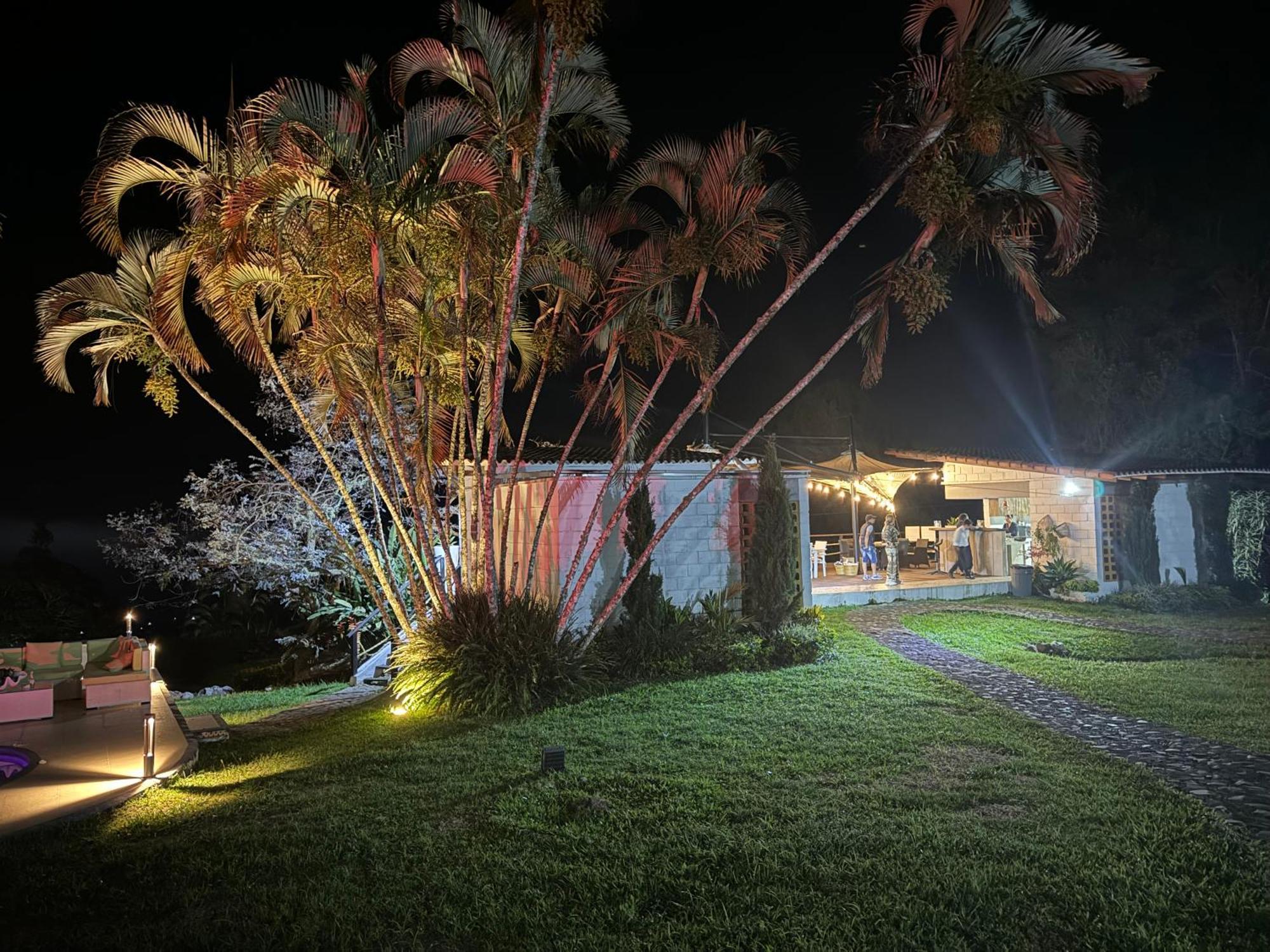 Hotel Maca Lago Calima Exterior photo