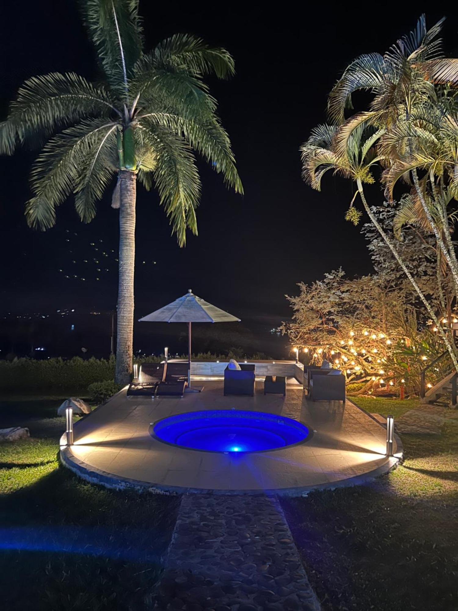 Hotel Maca Lago Calima Exterior photo